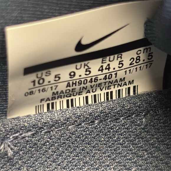 Nike VaporMax CS Running Shoes AH9046-401 Size 10.5 - Picture 8 of 8